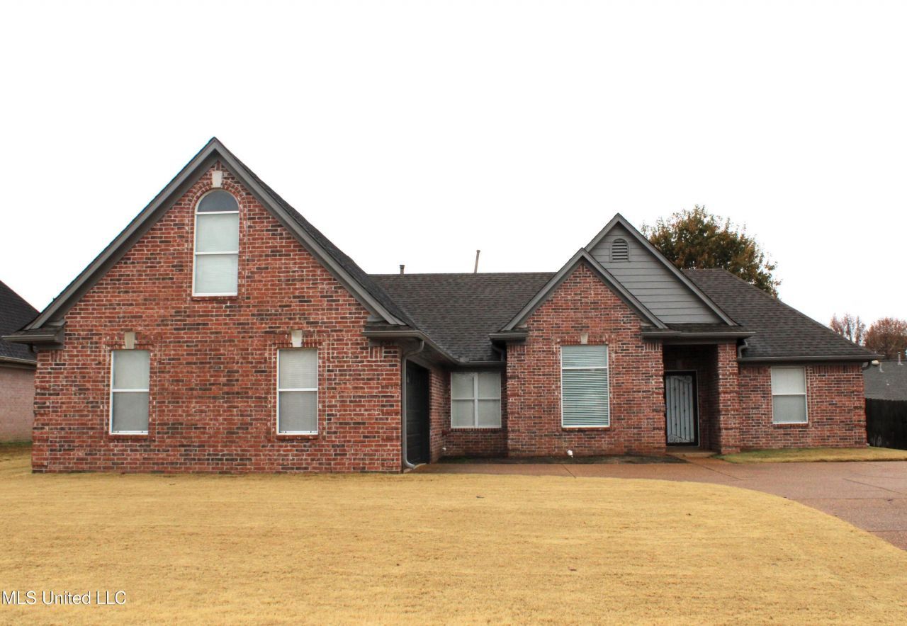 6347 Braybourne Place, Olive Branch, MS 38654 Main Photo