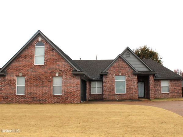 6347 Braybourne Place, Olive Branch, MS 38654