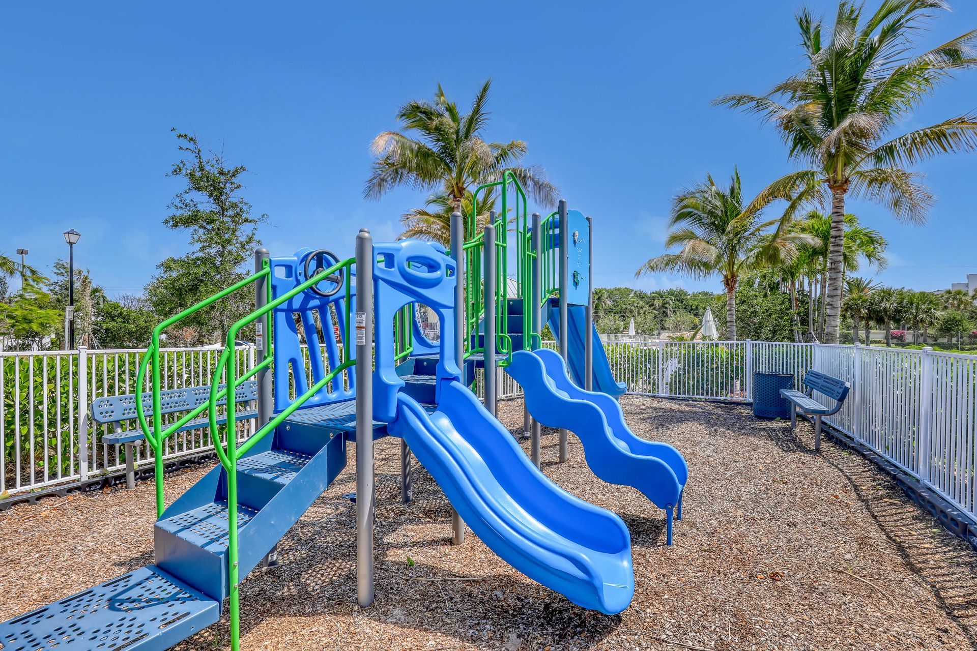 112 Royal Palm Circle, Tequesta, FL 33469 Photo