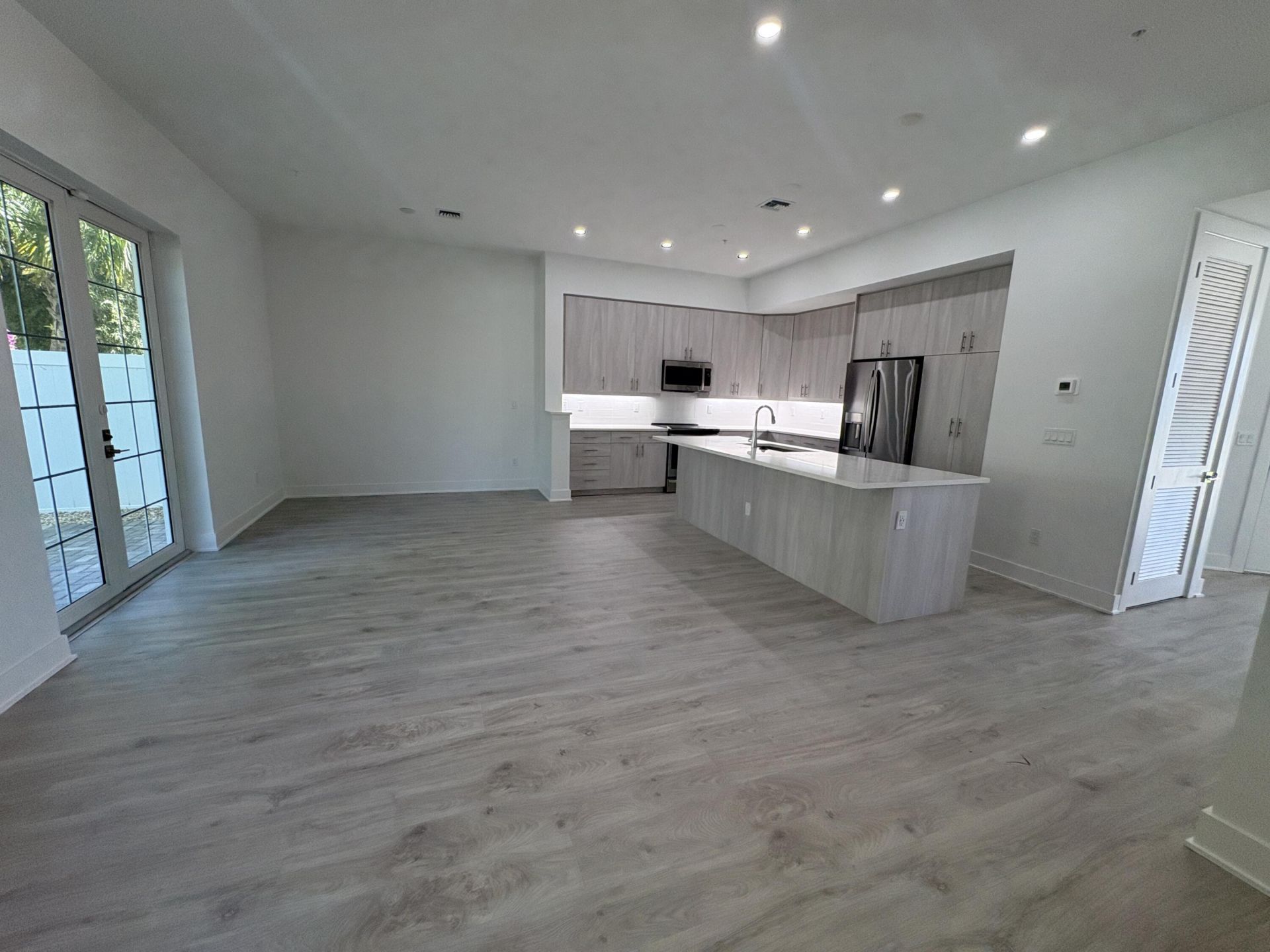 112 Royal Palm Circle, Tequesta, FL 33469 Photo