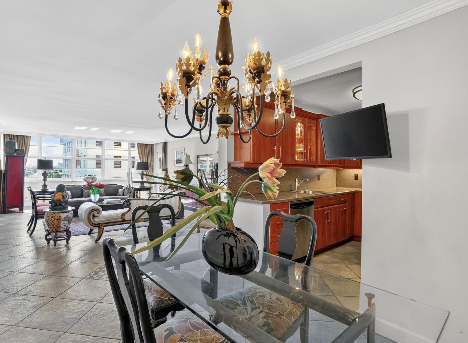 1160 N Federal Highway, Unit 716, Fort Lauderdale, FL 33304 Photo