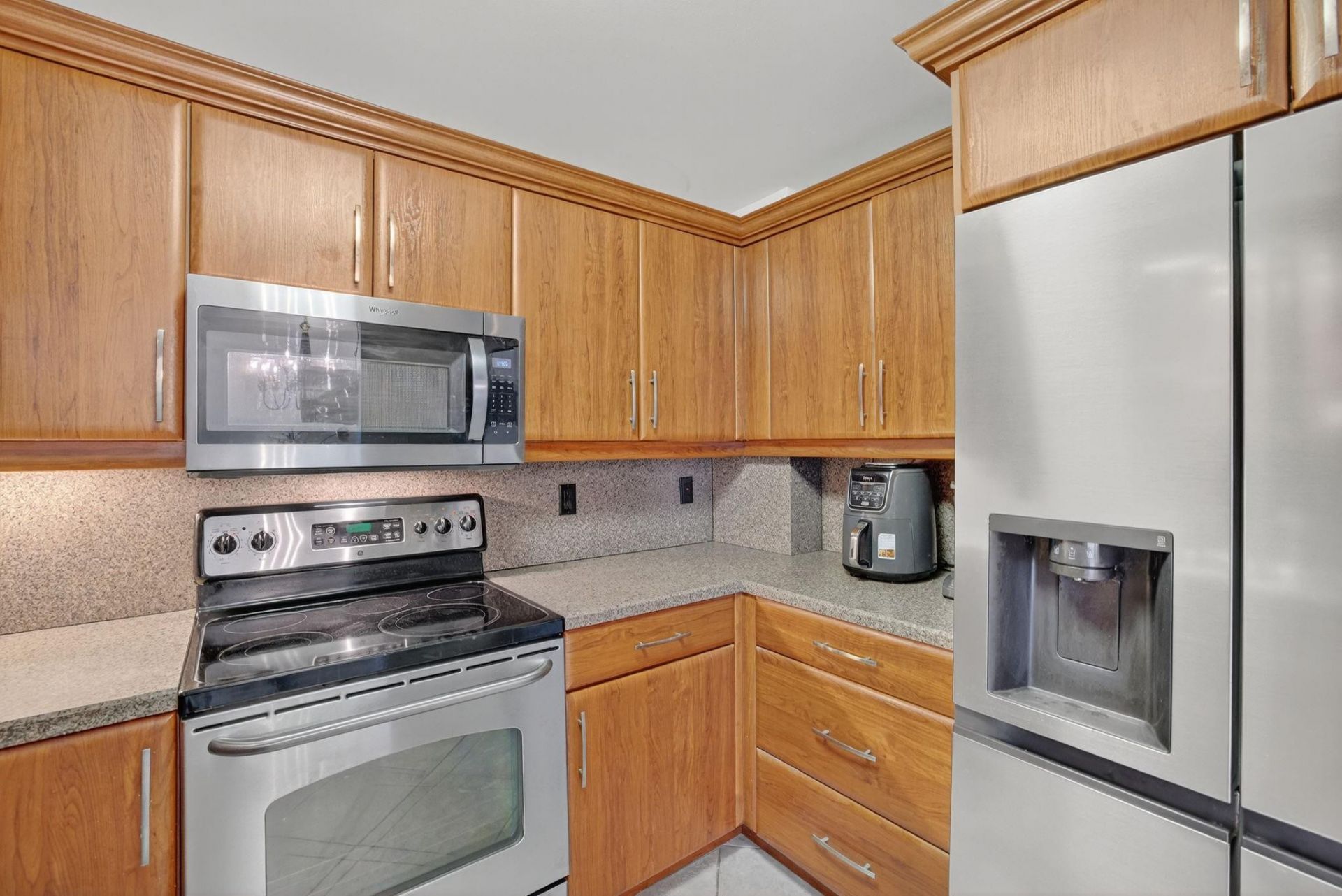 1160 N Federal Highway, Unit 716, Fort Lauderdale, FL 33304 Photo