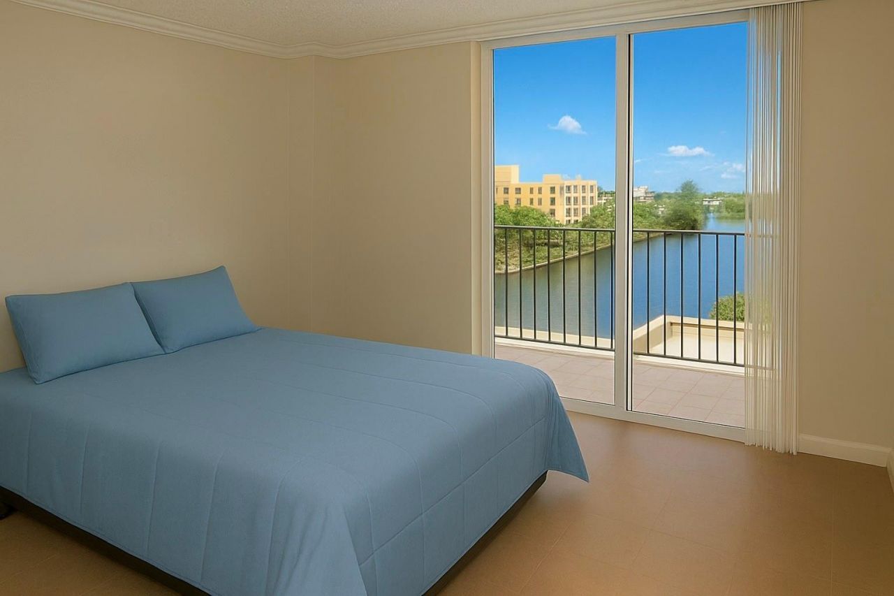 1160 N Federal Highway, Unit 716, Fort Lauderdale, FL 33304 Photo