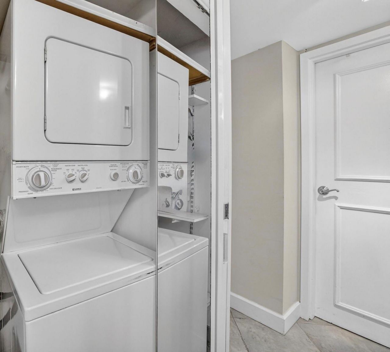 1160 N Federal Highway, Unit 716, Fort Lauderdale, FL 33304 Photo