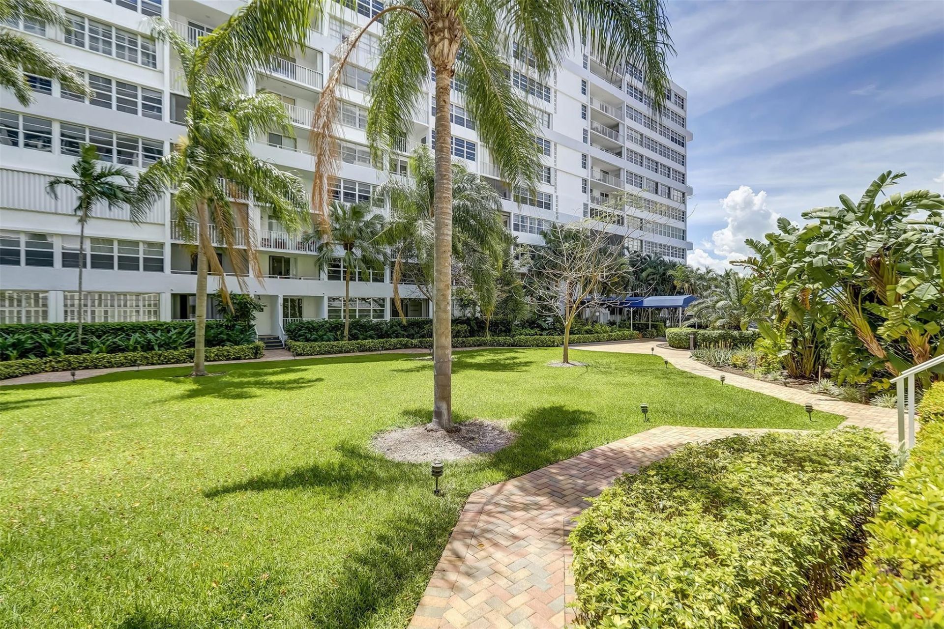1160 N Federal Highway, Unit 716, Fort Lauderdale, FL 33304 Photo