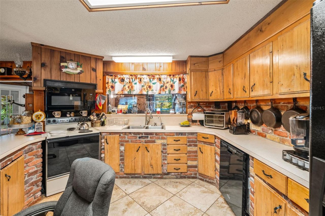 9615 Eden Avenue, Hudson, FL 34667 Photo