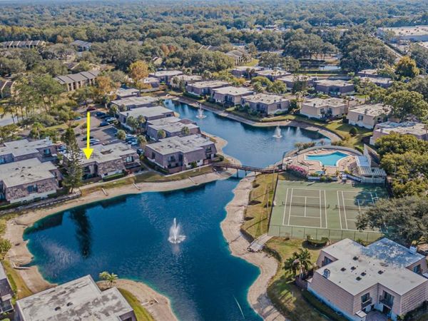 15314 E POND WOODS DRIVE, TAMPA, FL 33618