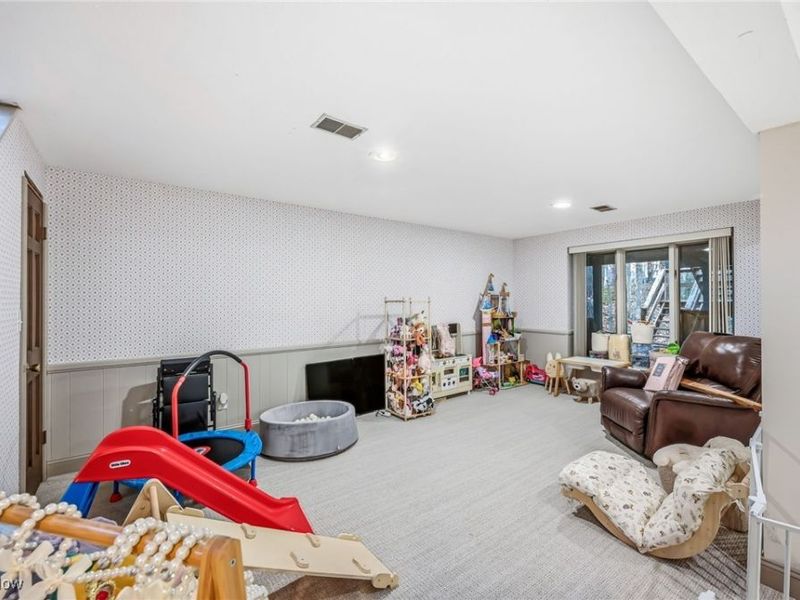 264 Pheasant Run Road SE, Warren, OH 44484 Photo 27