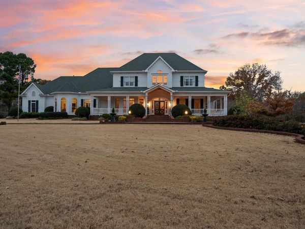10600 SPARKLE CREEK CV, Eads, TN 38028