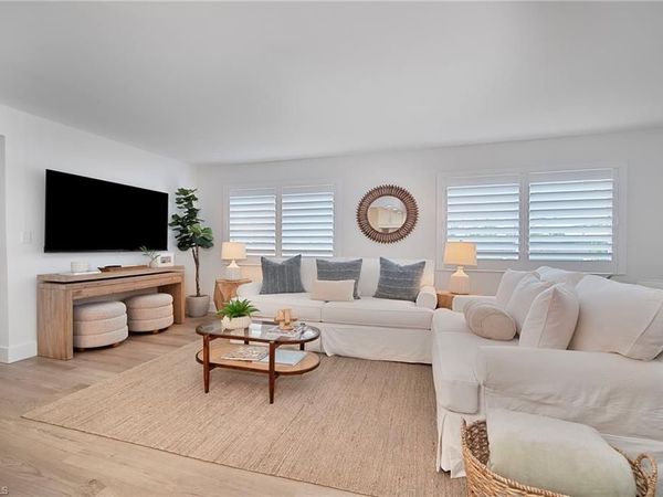 1950 Gulf Shore BLVD N, Unit 101, NAPLES, FL 34102