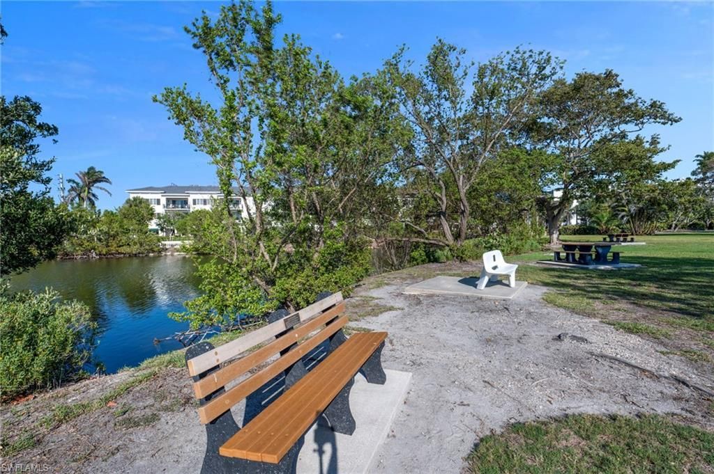 1950 Gulf Shore Blvd N, Unit 101, Naples, FL 34102 Photo
