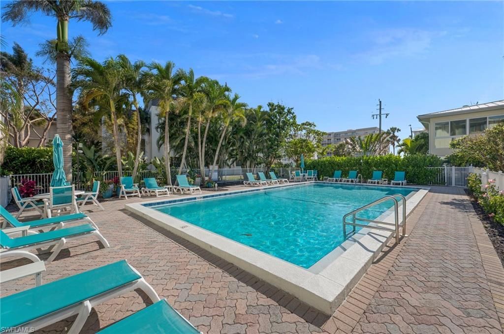 1950 Gulf Shore Blvd N, Unit 101, Naples, FL 34102 Photo