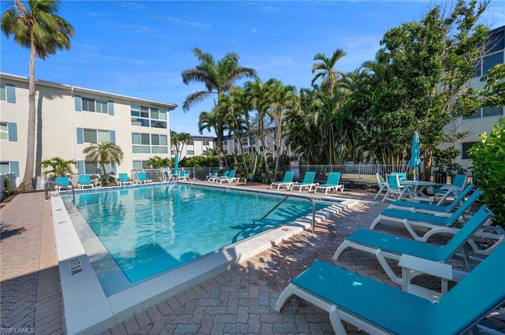 1950 Gulf Shore Blvd N, Unit 101, Naples, FL 34102 Photo