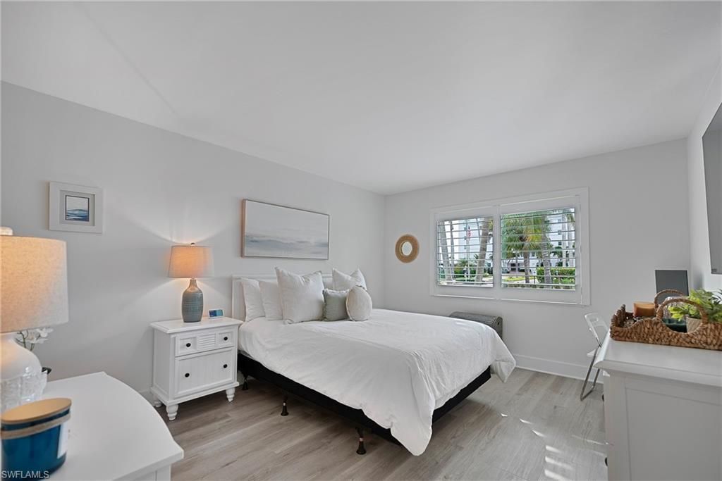 1950 Gulf Shore Blvd N, Unit 101, Naples, FL 34102 Photo