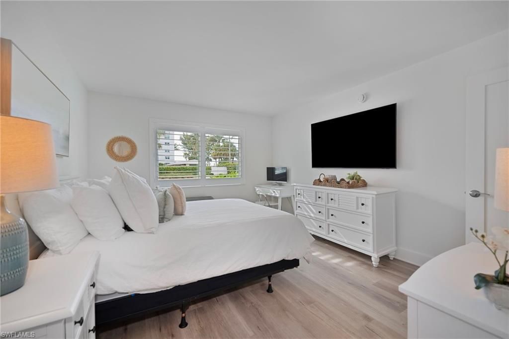 1950 Gulf Shore Blvd N, Unit 101, Naples, FL 34102 Photo