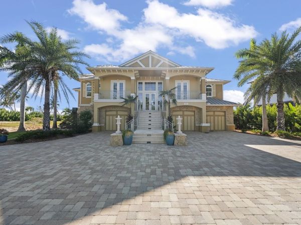 4725 Rue Belle Mer, Sanibel, FL 33957