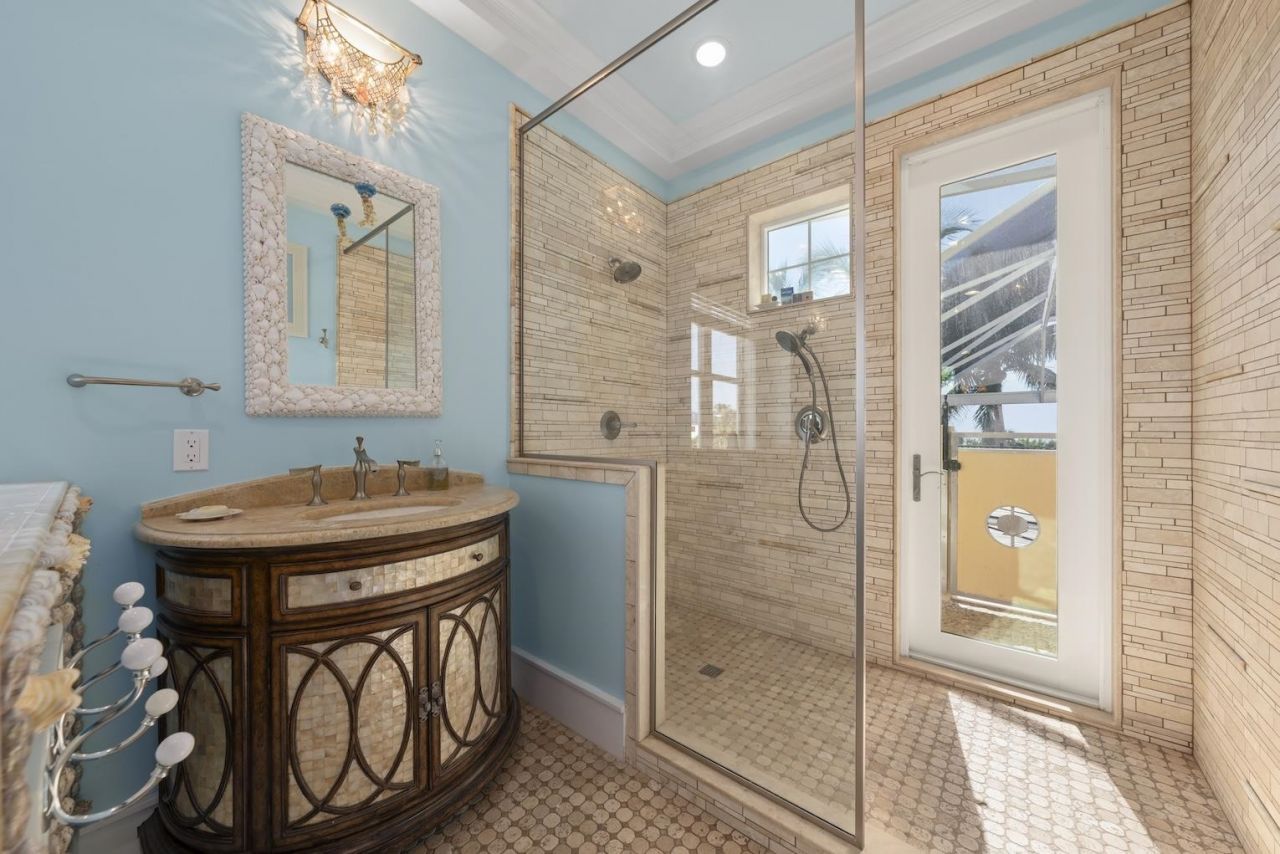 4725 Rue Belle Mer, Sanibel, FL 33957 Photo