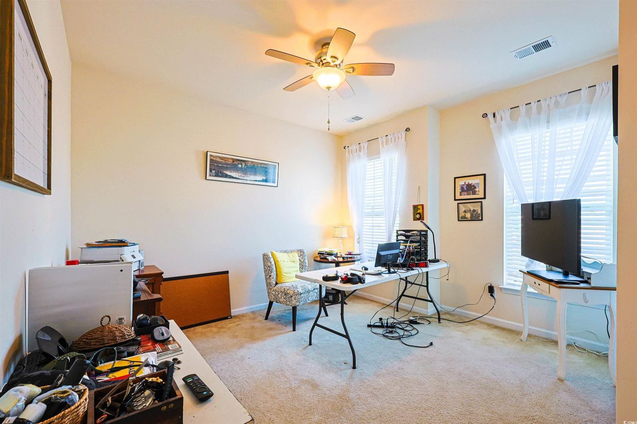 696 Tattlesbury Dr. Photo 23