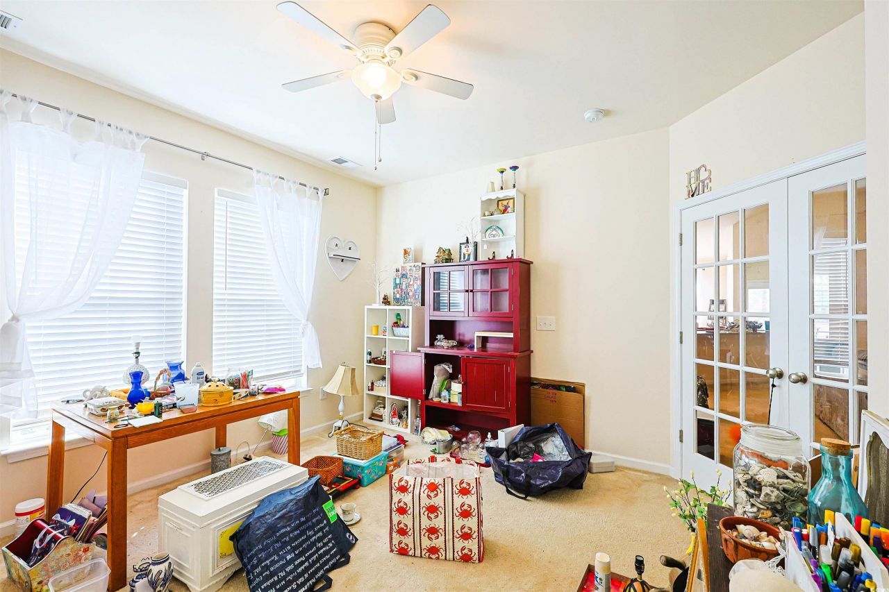 696 Tattlesbury Dr. Photo 28