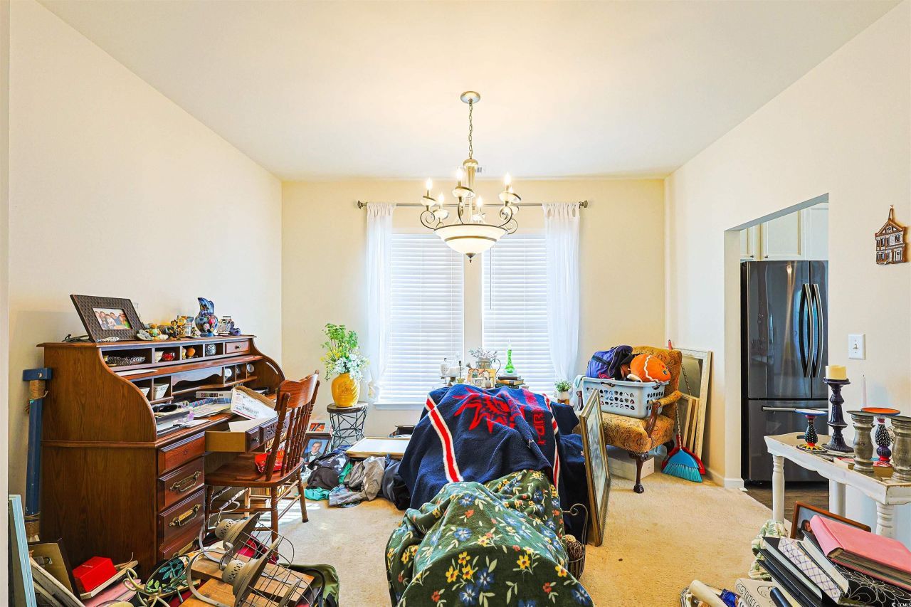 696 Tattlesbury Dr. Photo 29