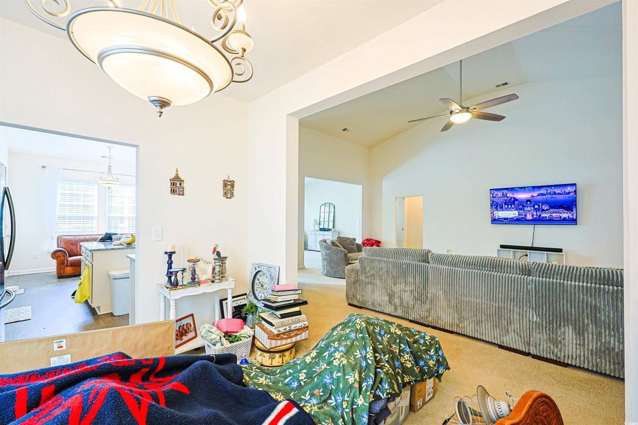 696 Tattlesbury Dr. Photo 30