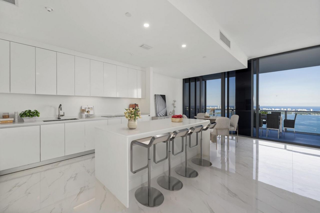 700 NE 24th Street, Unit Penthouse, Miami, FL 33137 Photo