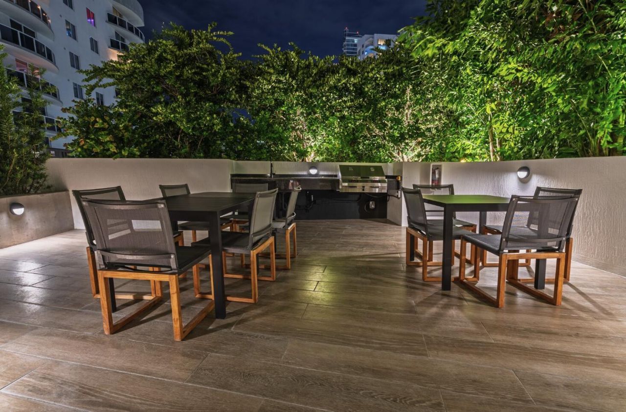 700 NE 24th Street, Unit Penthouse, Miami, FL 33137 Photo