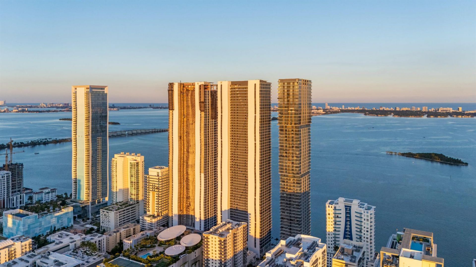 700 NE 24th Street, Unit Penthouse, Miami, FL 33137 Photo