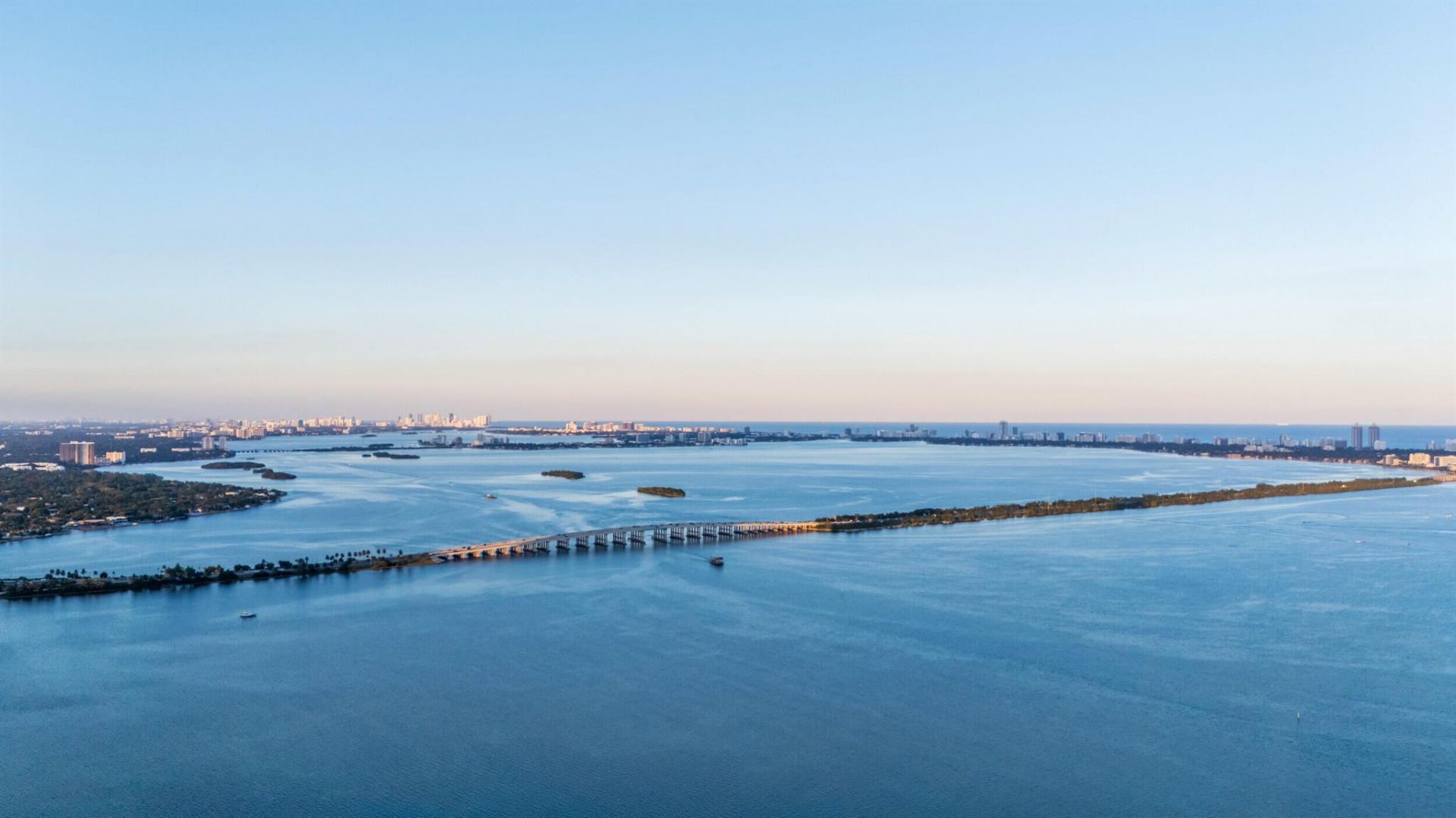 700 NE 24th Street, Unit Penthouse, Miami, FL 33137 Photo