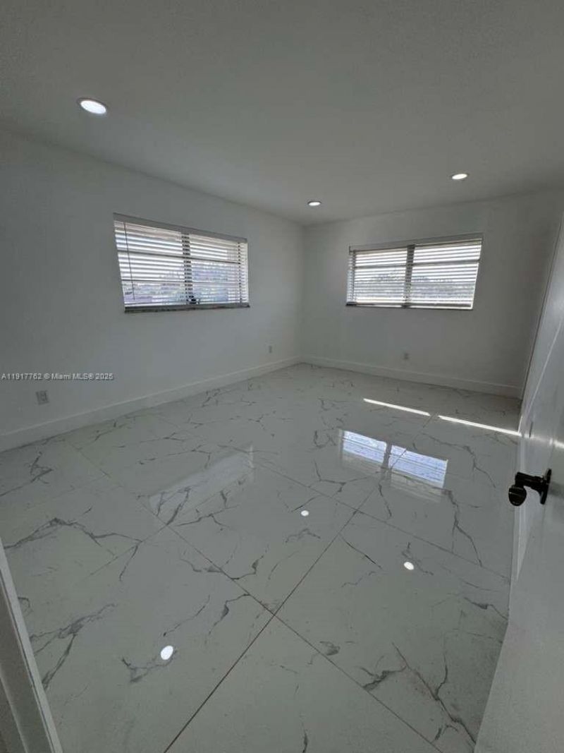 15201 NE 6th Ave, Unit C312, Miami, FL 33162 Photo