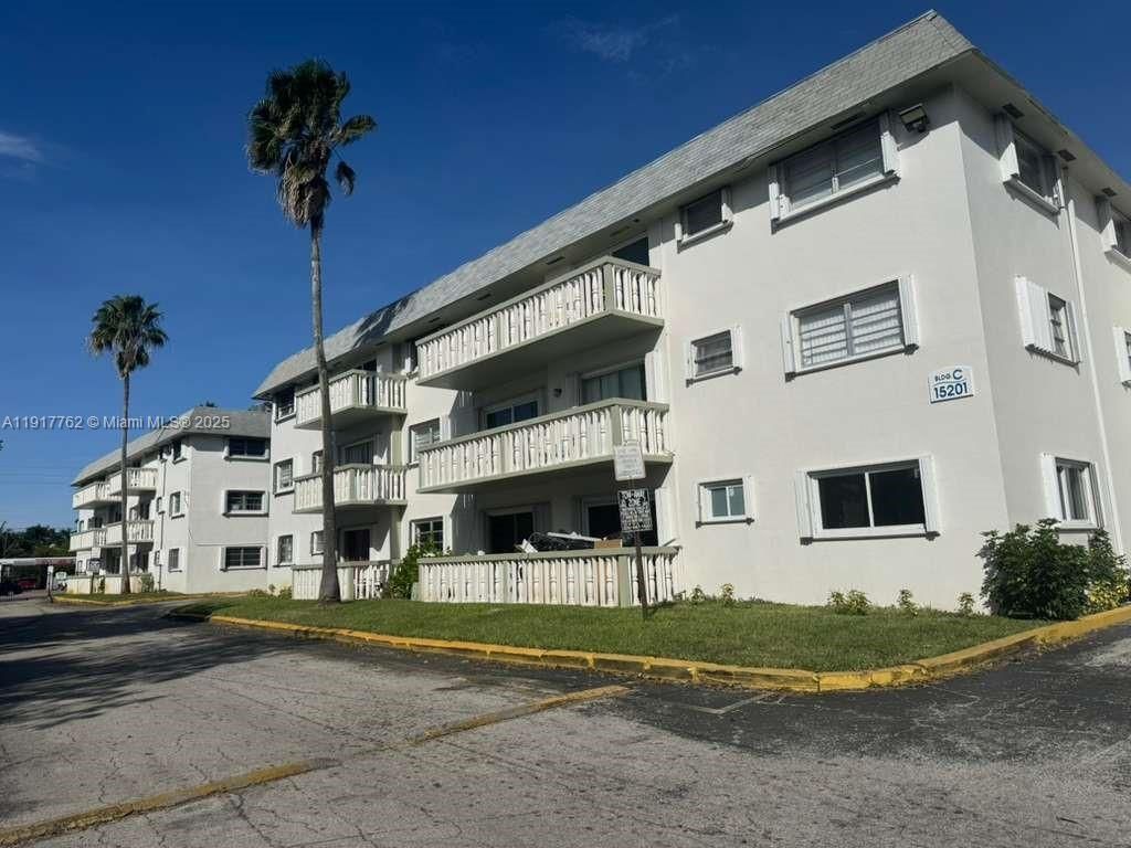 15201 NE 6th Ave, Unit C312, Miami, FL 33162 Photo