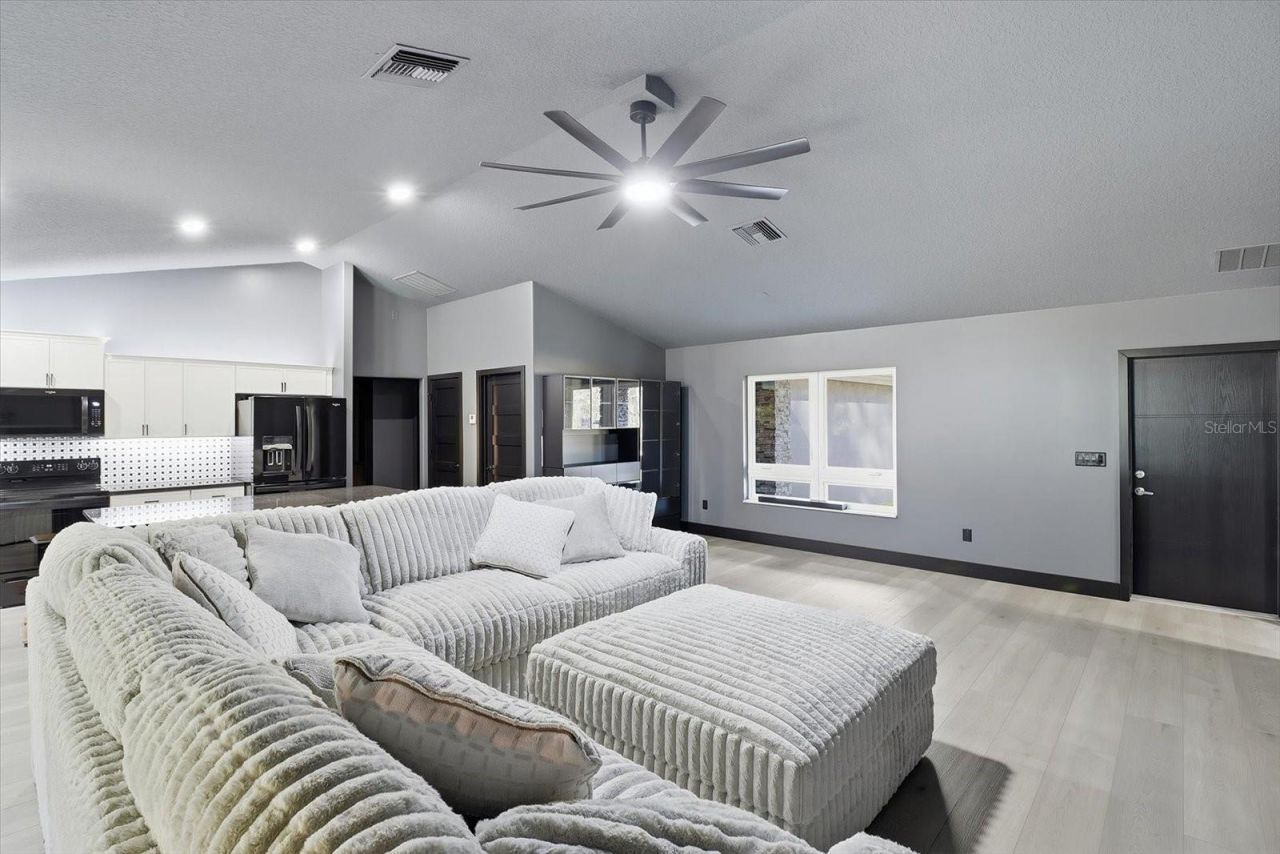 9802 N Athenia Drive, Citrus Springs, FL 34434 Photo