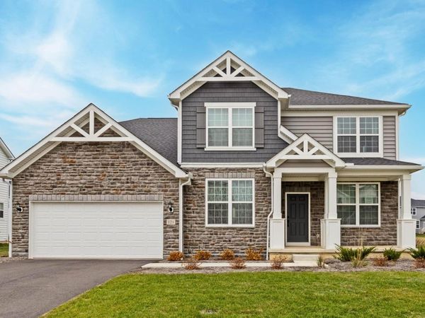 121 E Wind Road, Delaware, OH 43015