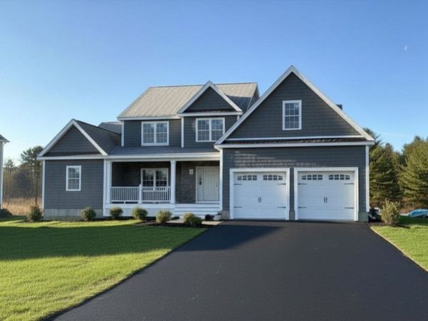 10 April Way, Millis, MA 02054