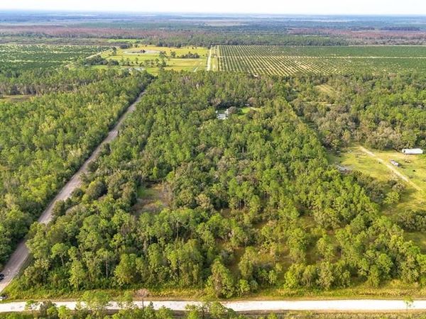 Sanctuary Road, NAPLES, FL 34120