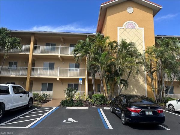 10000 Maddox LN, Unit 321, BONITA SPRINGS, FL 34135