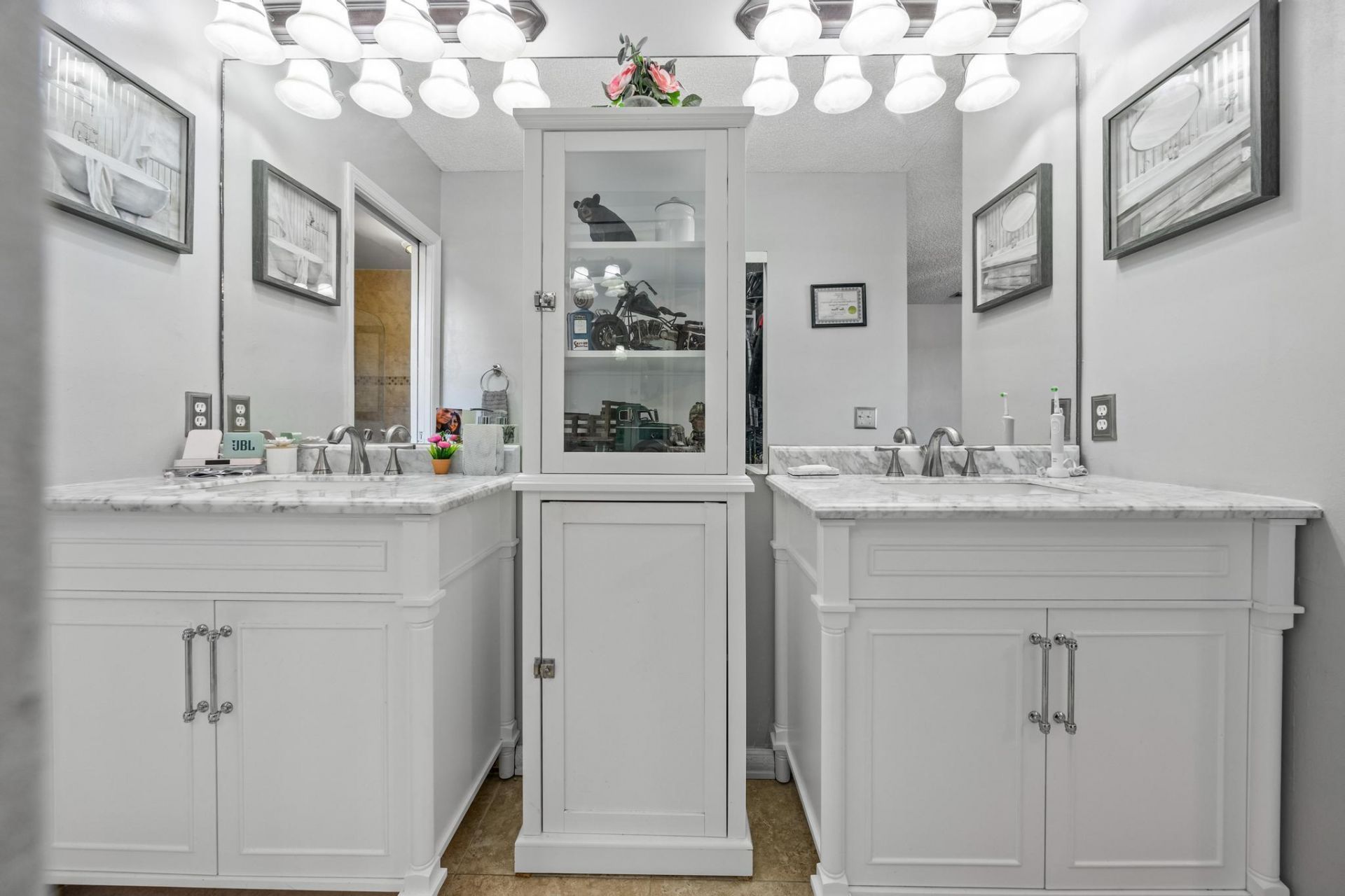 940 SW 96th Avenue, Pembroke Pines, FL 33025 Photo