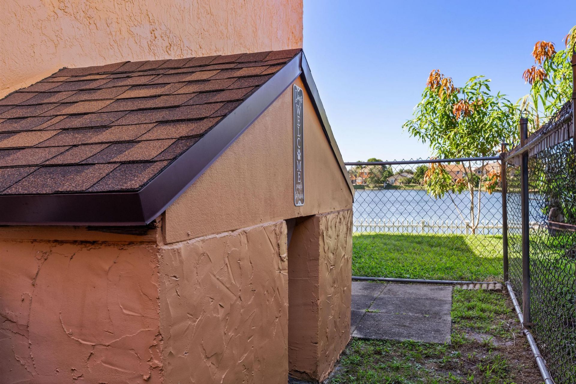 940 SW 96th Avenue, Pembroke Pines, FL 33025 Photo