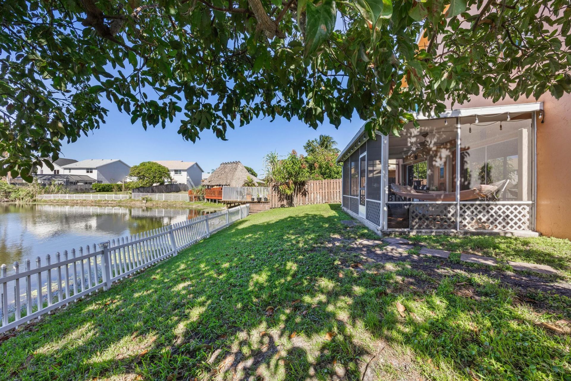 940 SW 96th Avenue, Pembroke Pines, FL 33025 Photo