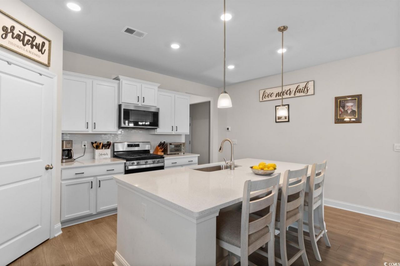 3095 Gillham Loop Photo 4