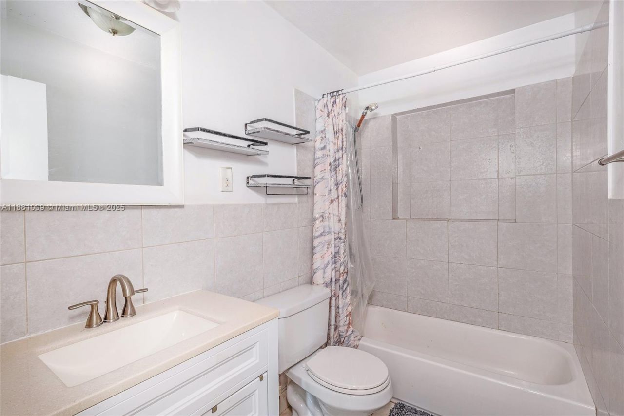 4410 NW 10th St, Coconut Creek, FL 33066 Photo