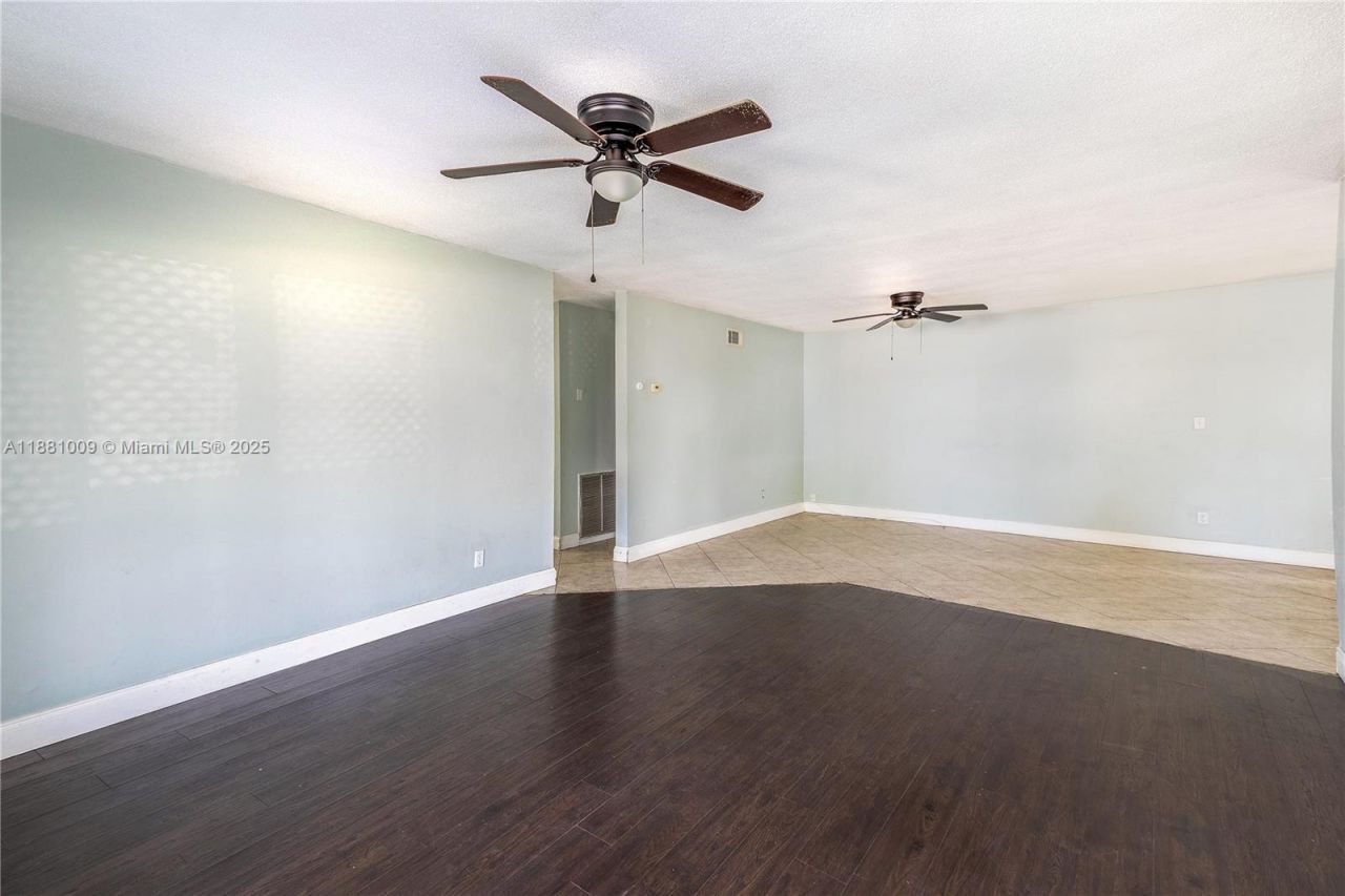 4410 NW 10th St, Coconut Creek, FL 33066 Photo