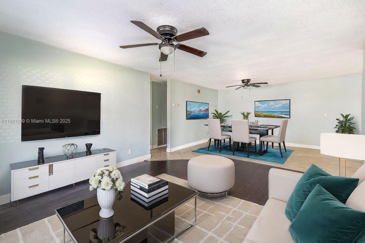 4410 NW 10th St, Coconut Creek, FL 33066 Photo