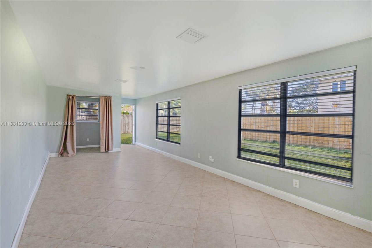 4410 NW 10th St, Coconut Creek, FL 33066 Photo