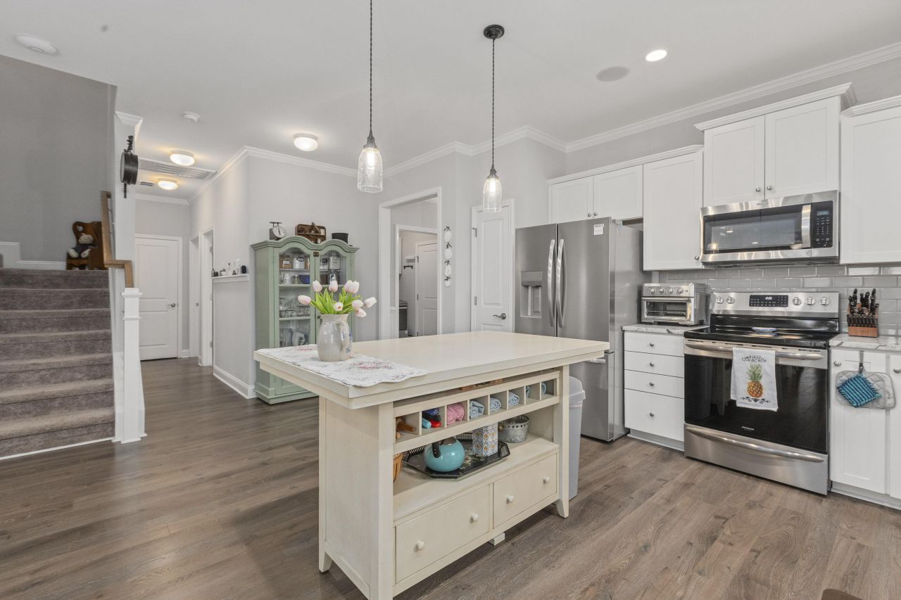 177 Hayworth Road Photo 20