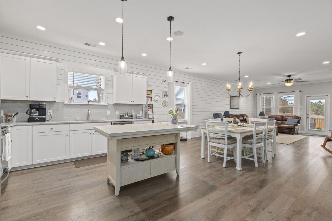 177 Hayworth Road Photo 25