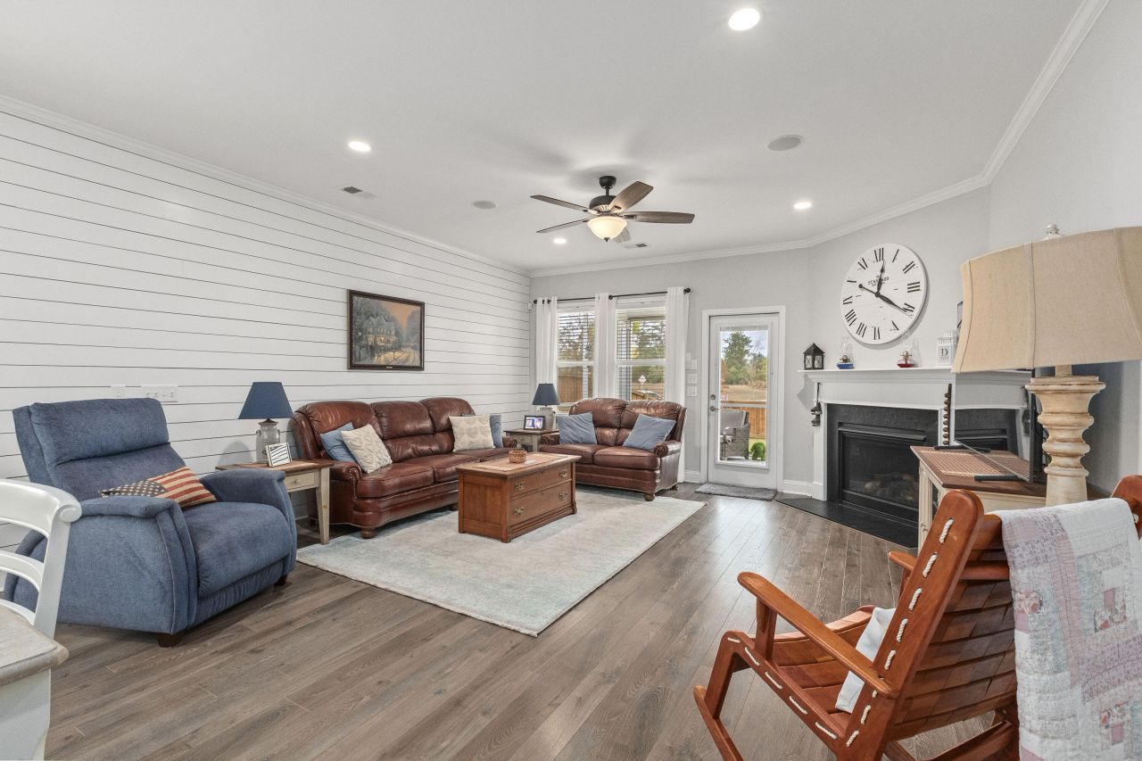 177 Hayworth Road Photo 27