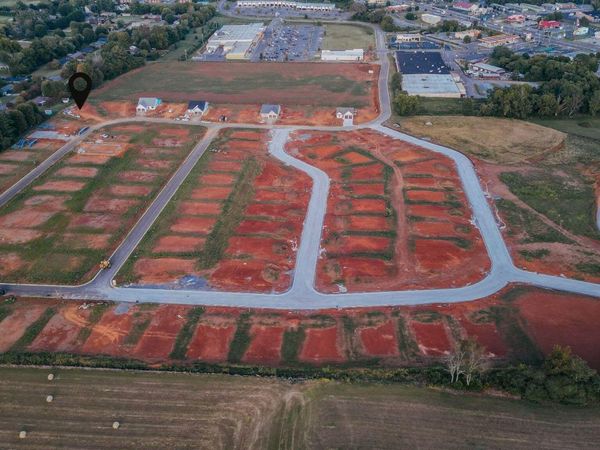 2458 Sandstone Drive, Morristown, TN 37814