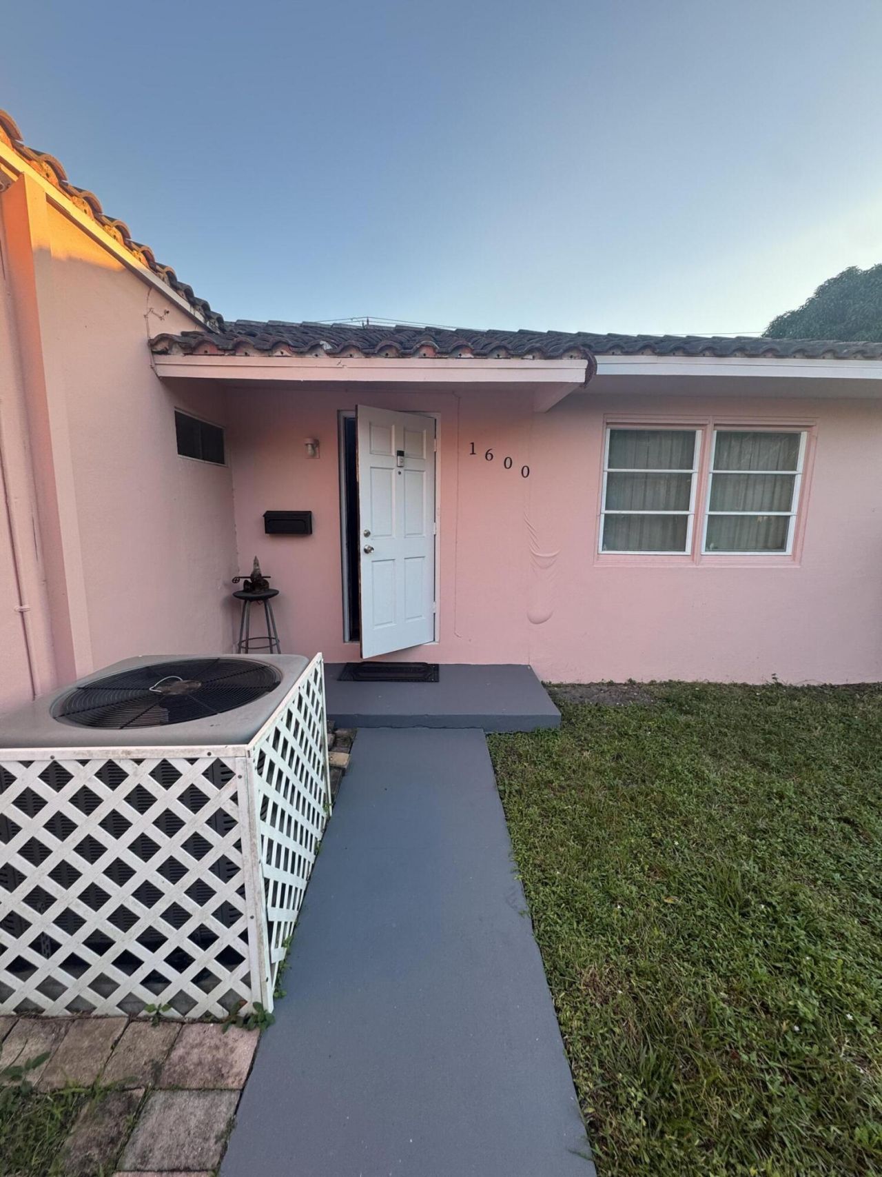 1600 Van Buren Street, Hollywood, FL 33020 Photo