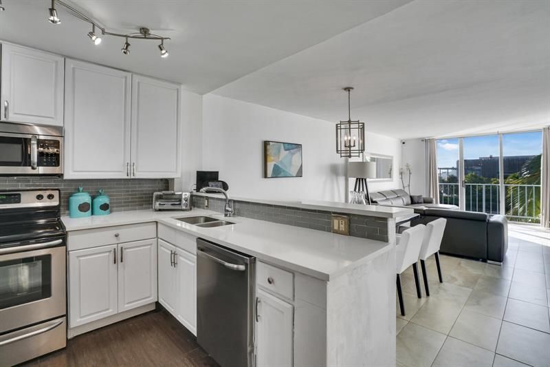 1609 N Riverside Drive, Unit 304, Pompano Beach, FL 33062 Photo